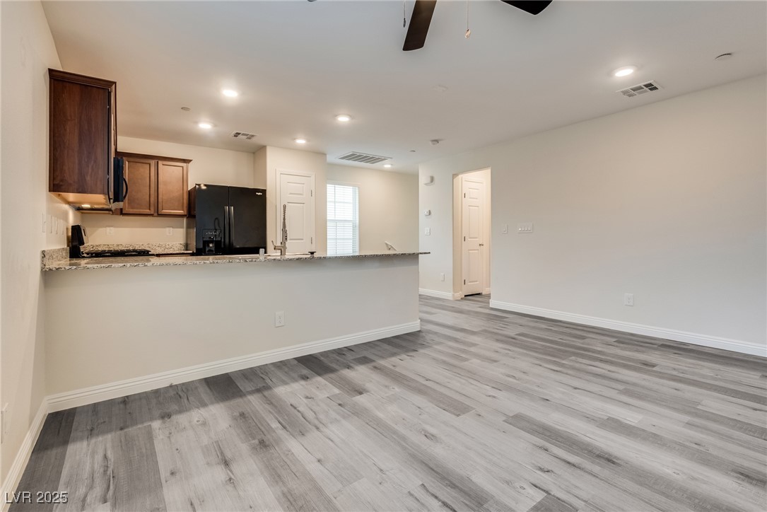 4534 Dover Straight Street Las Vegas NV 89115
