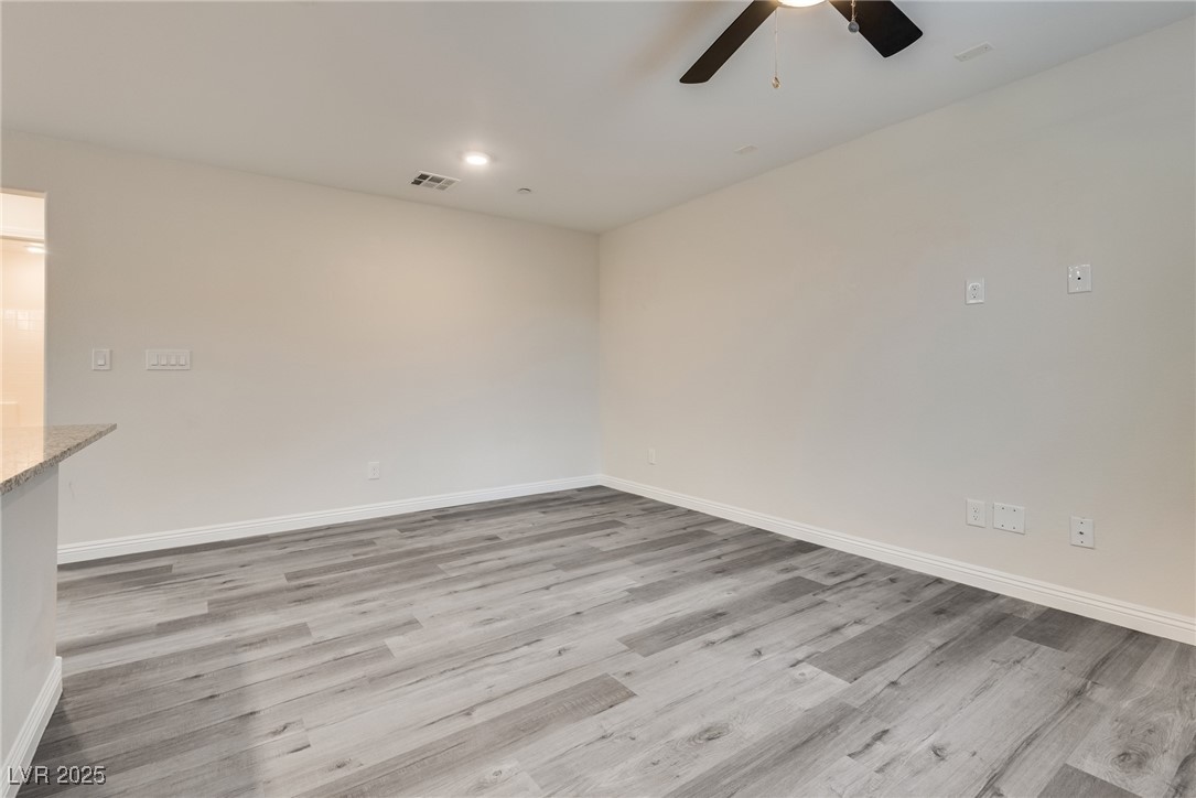 4534 Dover Straight Street Las Vegas NV 89115