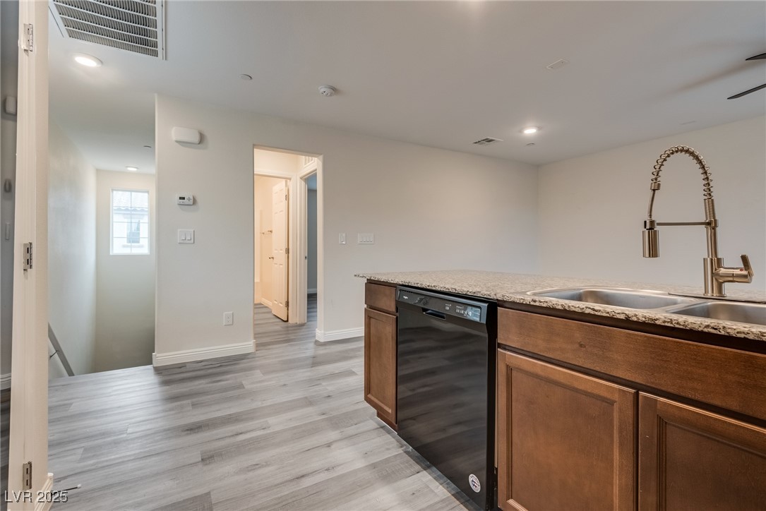4534 Dover Straight Street Las Vegas NV 89115