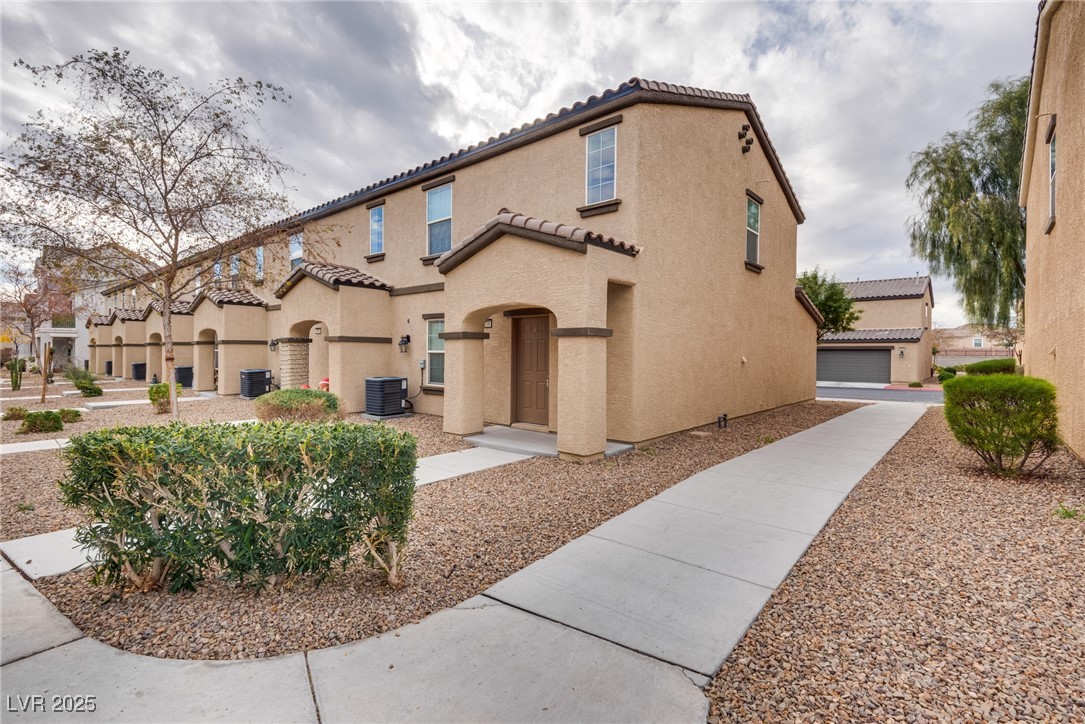 4534 Dover Straight Street Las Vegas NV 89115