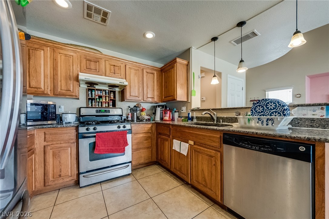 8166 Royal Lilly Court Las Vegas NV 89139
