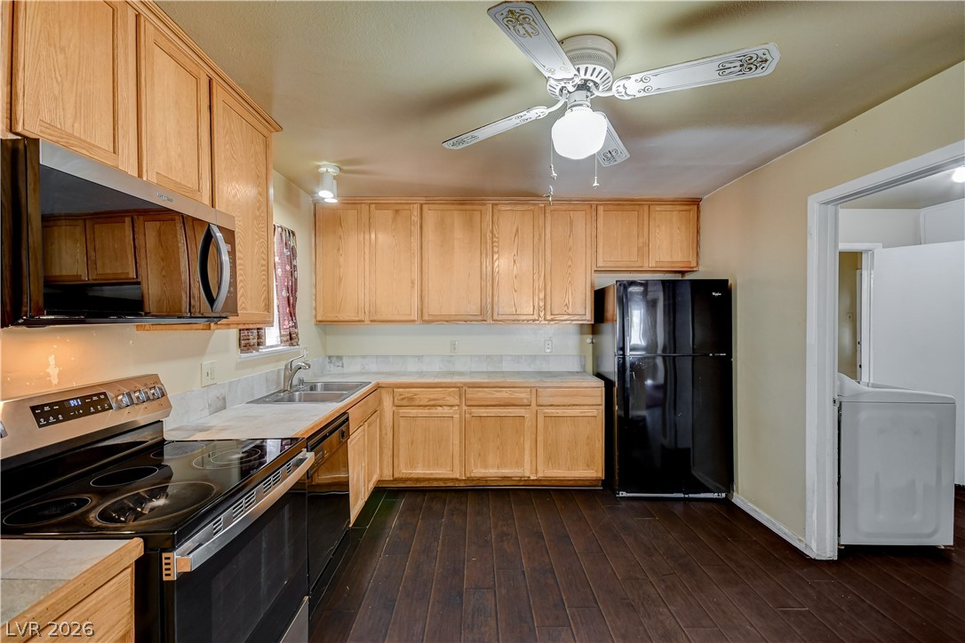 6220 Shawnee Avenue Las Vegas NV 89107