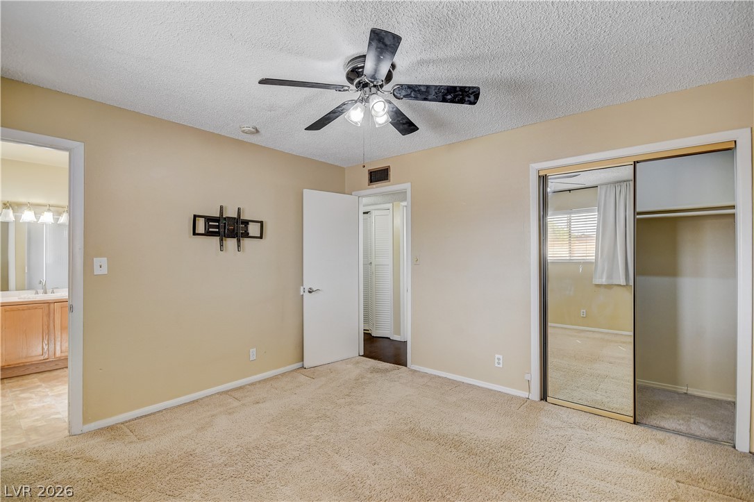 6220 Shawnee Avenue Las Vegas NV 89107