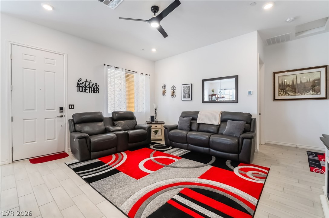 794 Hibiscuss Blossom Street Henderson NV 89011