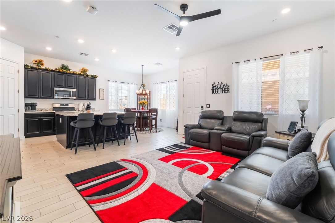 794 Hibiscuss Blossom Street Henderson NV 89011