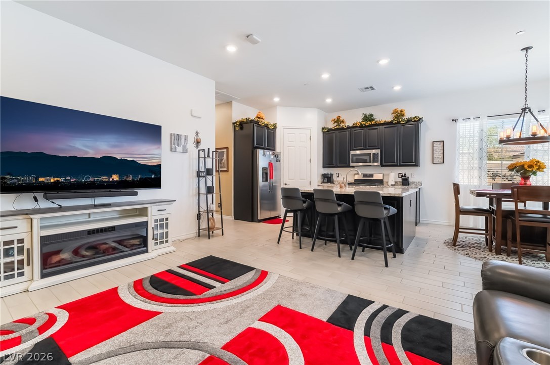 794 Hibiscuss Blossom Street Henderson NV 89011