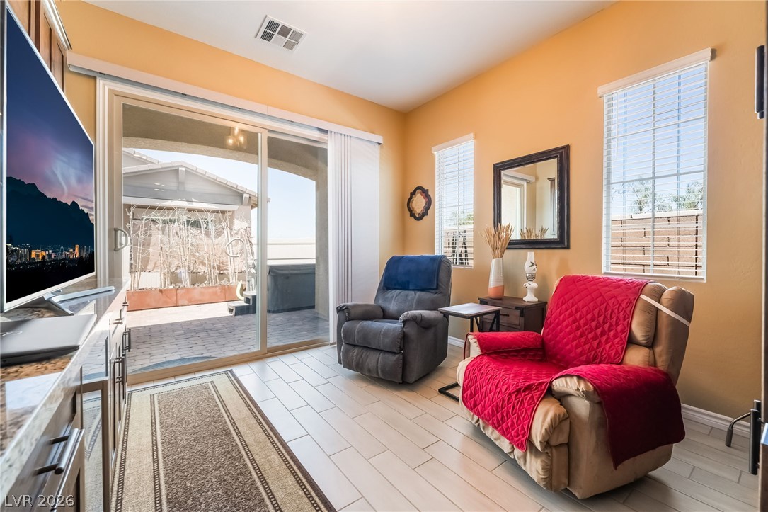 794 Hibiscuss Blossom Street Henderson NV 89011