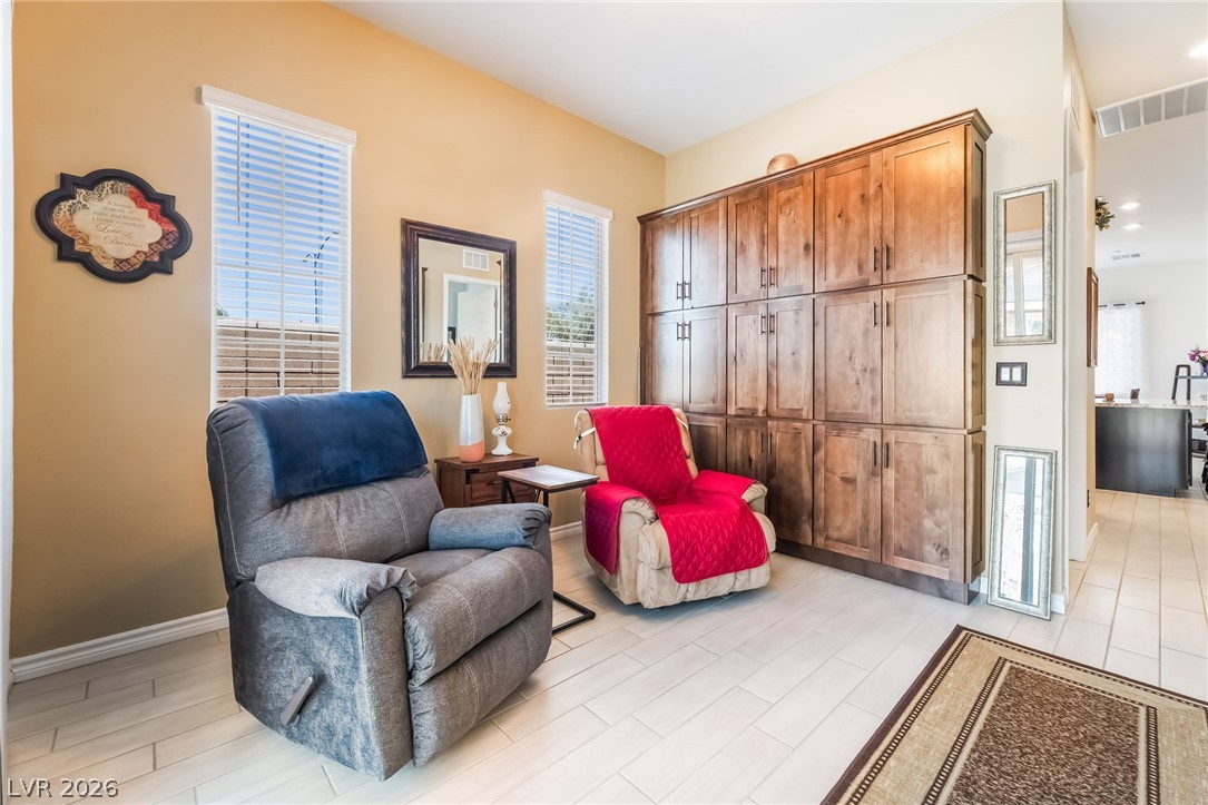 794 Hibiscuss Blossom Street Henderson NV 89011