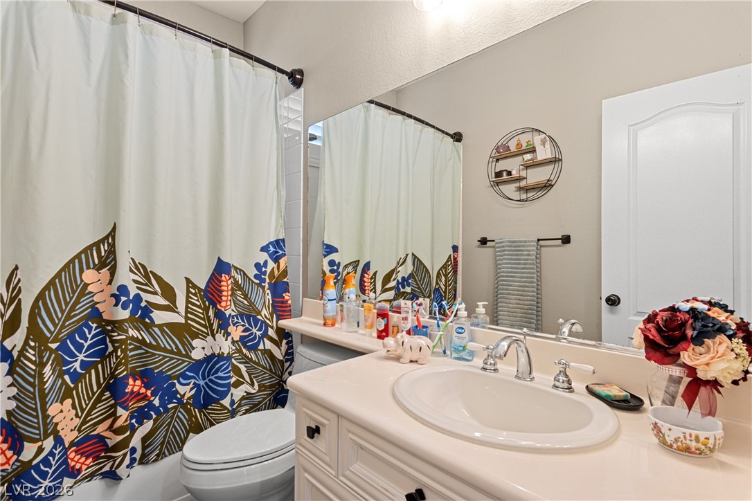9391 Arrowhead Bluff Avenue Las Vegas NV 89149