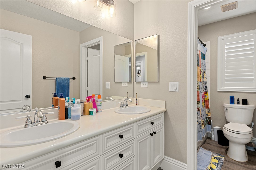 9391 Arrowhead Bluff Avenue Las Vegas NV 89149