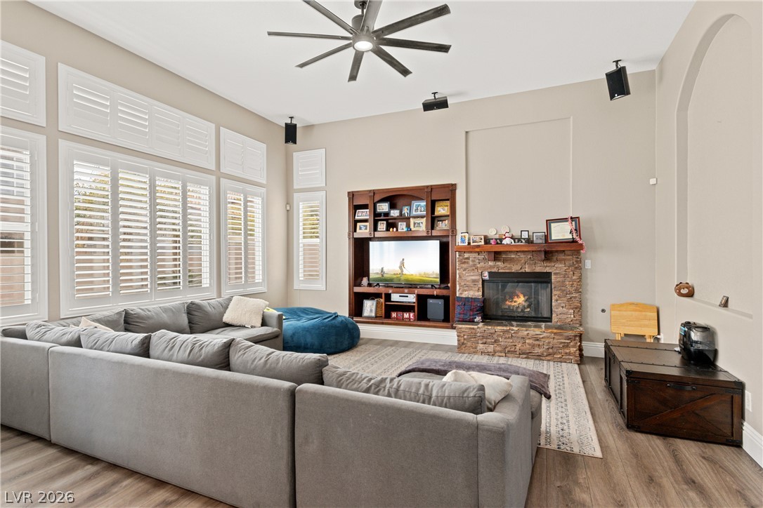 9391 Arrowhead Bluff Avenue Las Vegas NV 89149