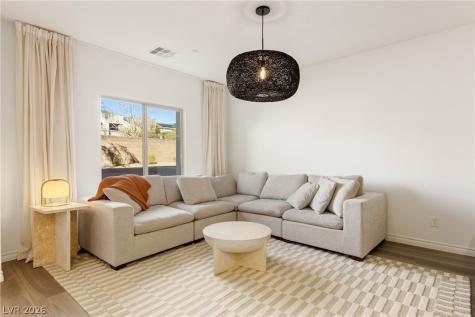 600 North Carriage Hill Drive 1020 Las Vegas NV 89138