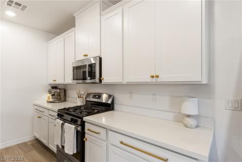 600 North Carriage Hill Drive 1020 Las Vegas NV 89138