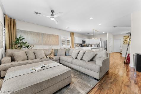 8961 Harmony Hall Avenue Las Vegas NV 89178