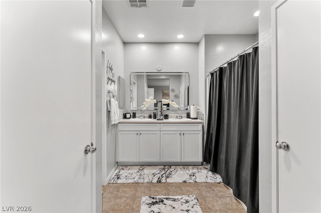 8961 Harmony Hall Avenue Las Vegas NV 89178