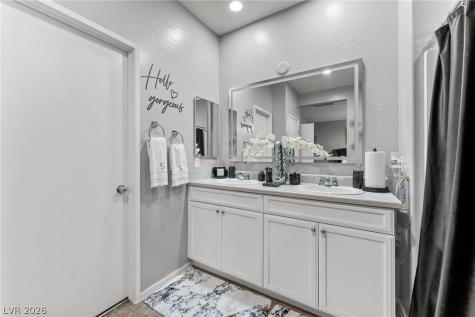 8961 Harmony Hall Avenue Las Vegas NV 89178