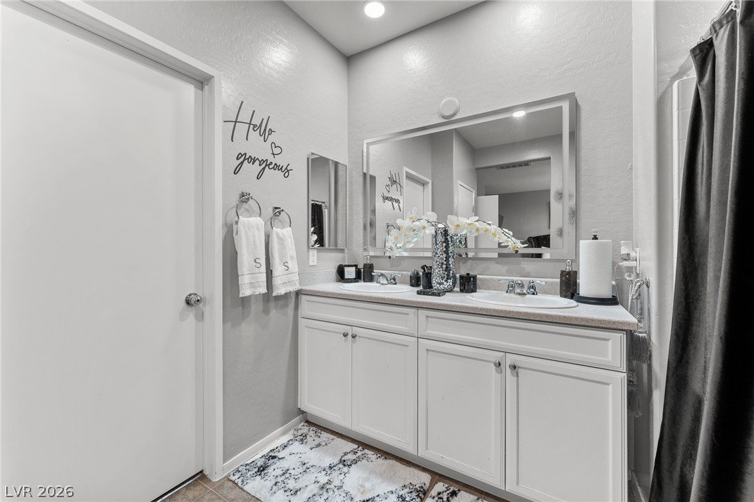 8961 Harmony Hall Avenue Las Vegas NV 89178