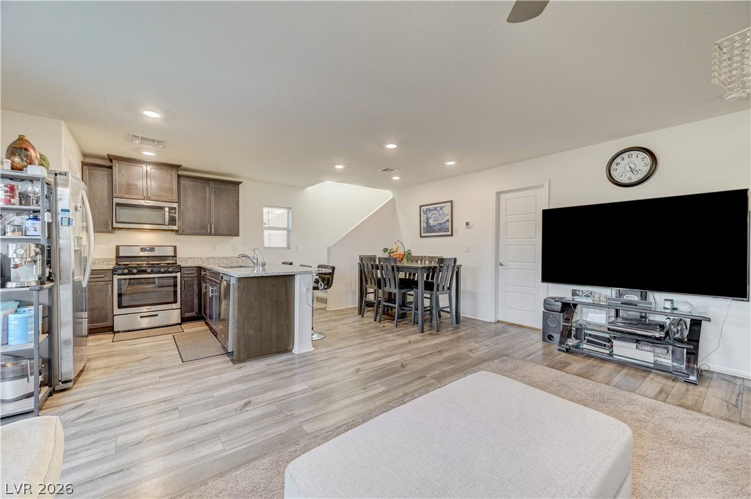 2238 Cosgrove Street Las Vegas NV 89115
