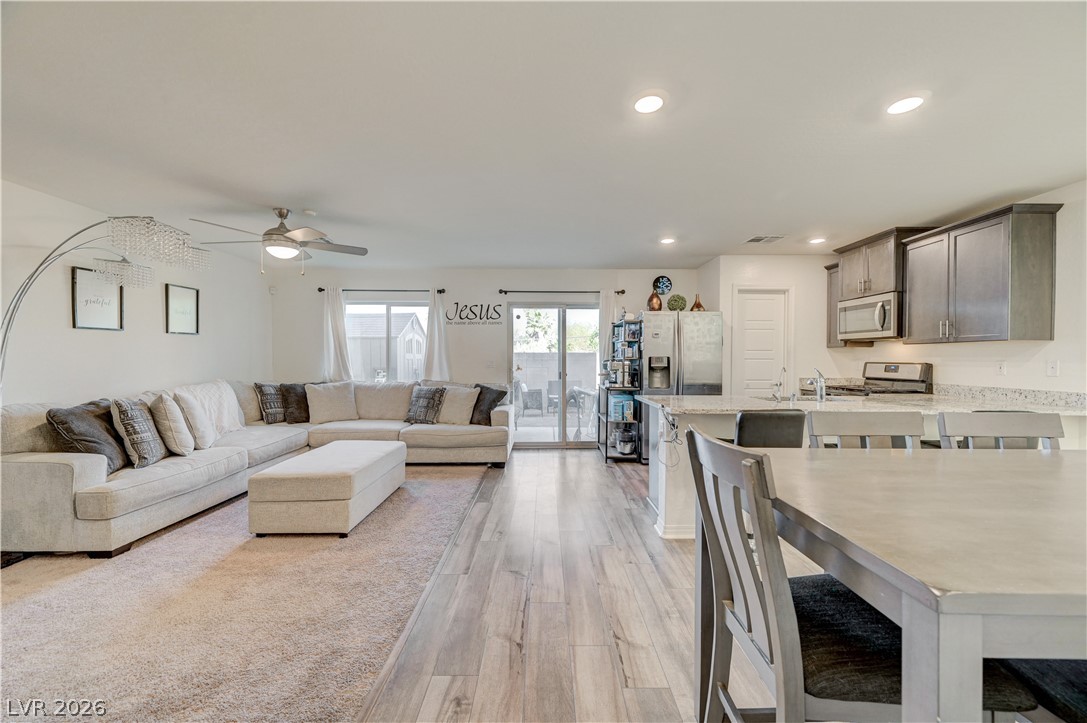 2238 Cosgrove Street Las Vegas NV 89115