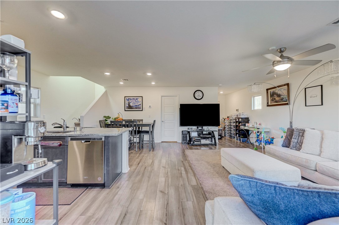 2238 Cosgrove Street Las Vegas NV 89115
