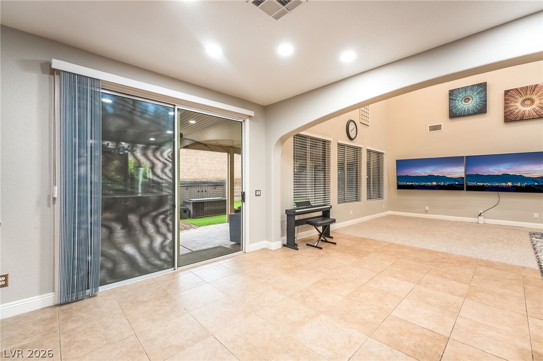 957 Buffalo River Avenue Henderson NV 89002