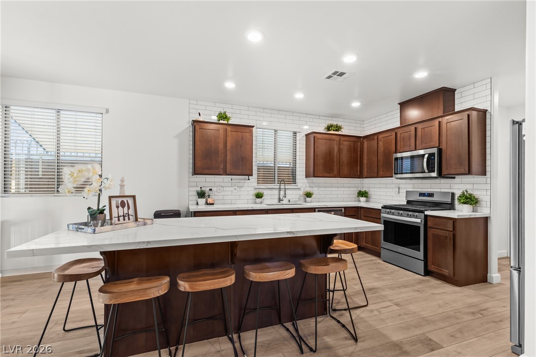 6195 Pine Banks Court Las Vegas NV 89141