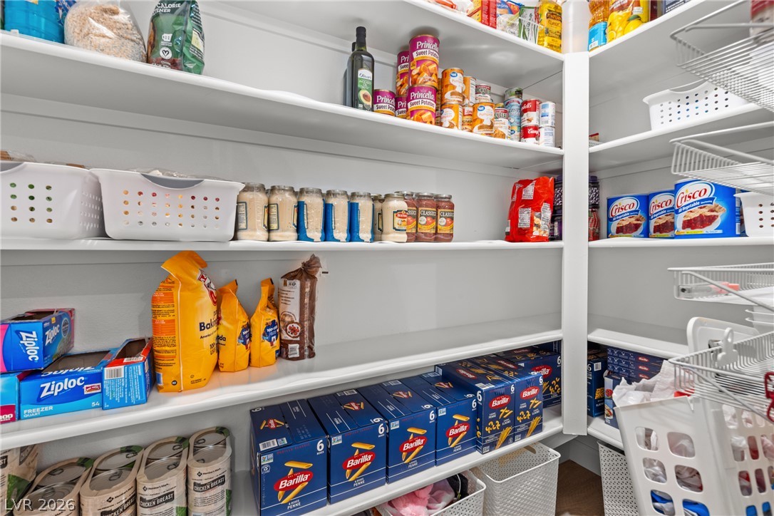 6195 Pine Banks Court Las Vegas NV 89141