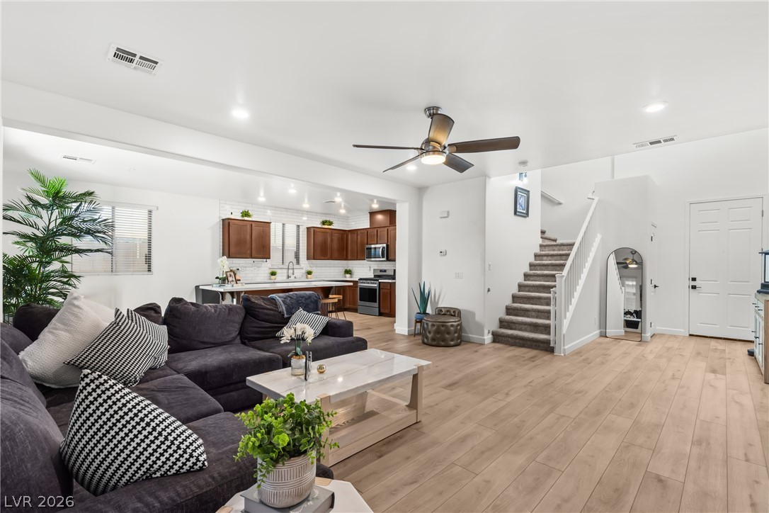6195 Pine Banks Court Las Vegas NV 89141