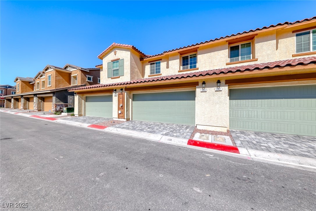 344 Pacific Sparrow Avenue Henderson NV 89011