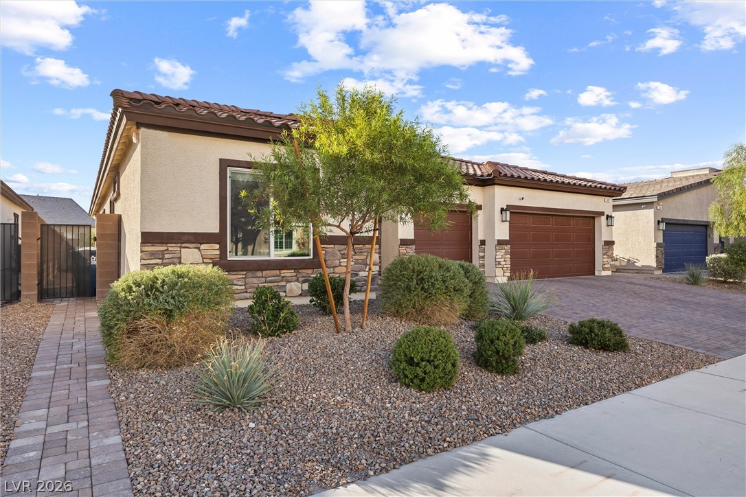 7437 Phoenix Falls Street North Las Vegas NV 89084