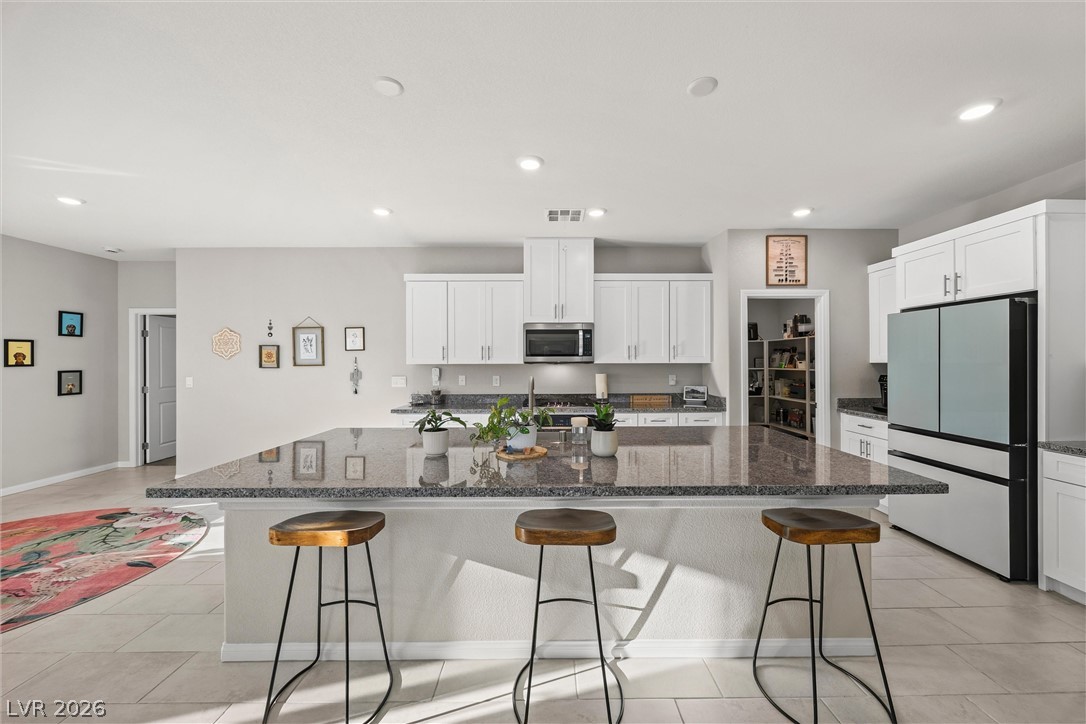 7437 Phoenix Falls Street North Las Vegas NV 89084