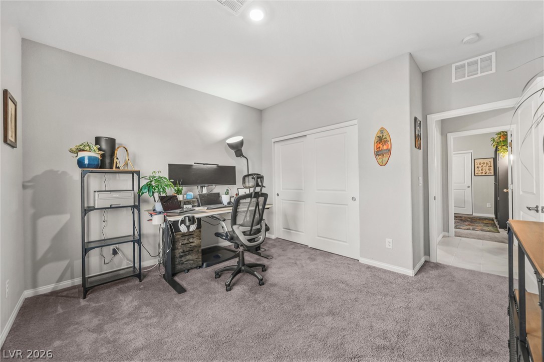 7437 Phoenix Falls Street North Las Vegas NV 89084