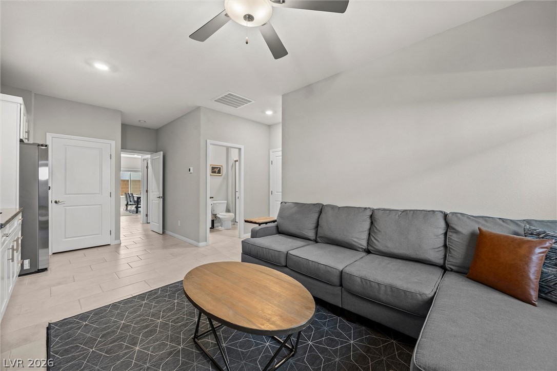 7437 Phoenix Falls Street North Las Vegas NV 89084
