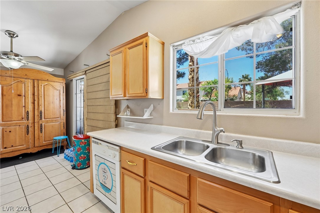 5804 Chisolm Trail Las Vegas NV 89118