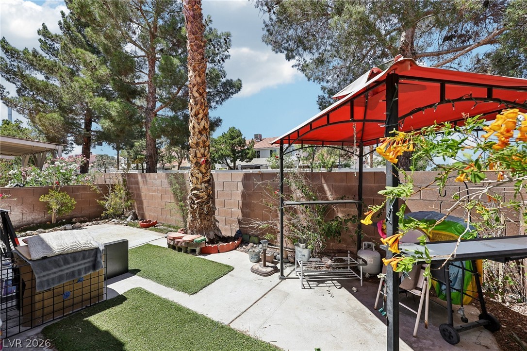 5804 Chisolm Trail Las Vegas NV 89118