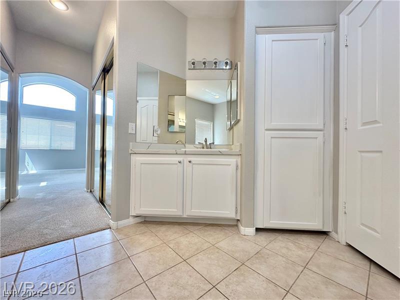 8316 Windchase Avenue Las Vegas NV 89129