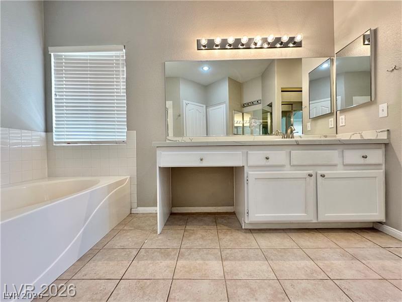 8316 Windchase Avenue Las Vegas NV 89129