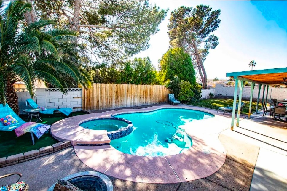 6605 Hyde Avenue Las Vegas NV 89107
