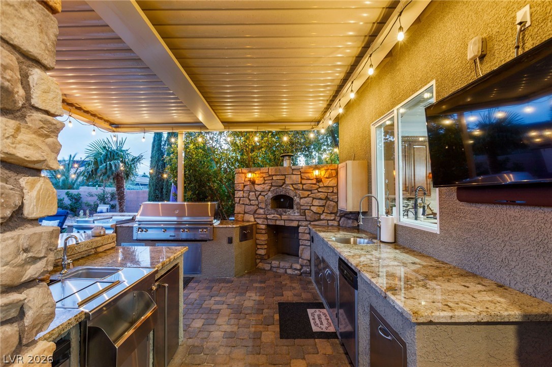 6151 Deep Autumn Avenue Las Vegas NV 89131