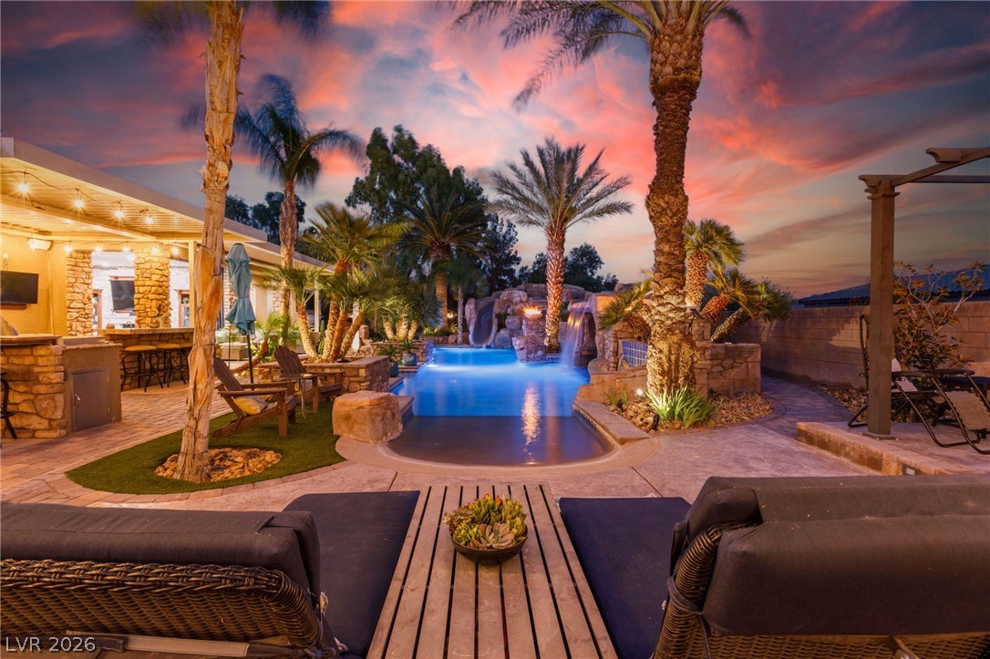 6151 Deep Autumn Avenue Las Vegas NV 89131