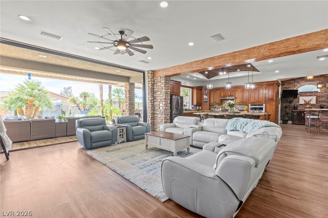 6151 Deep Autumn Avenue Las Vegas NV 89131