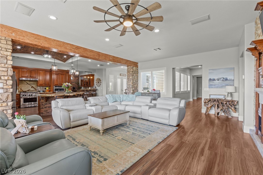 6151 Deep Autumn Avenue Las Vegas NV 89131