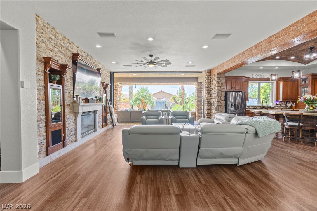 6151 Deep Autumn Avenue Las Vegas NV 89131