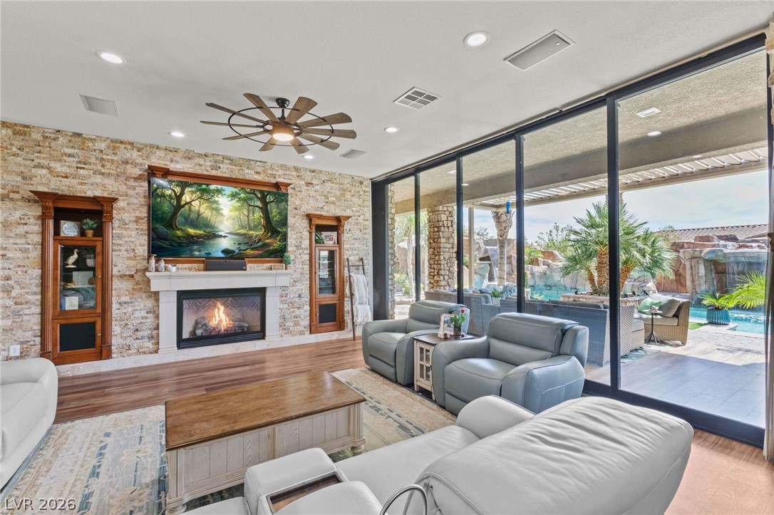 6151 Deep Autumn Avenue Las Vegas NV 89131