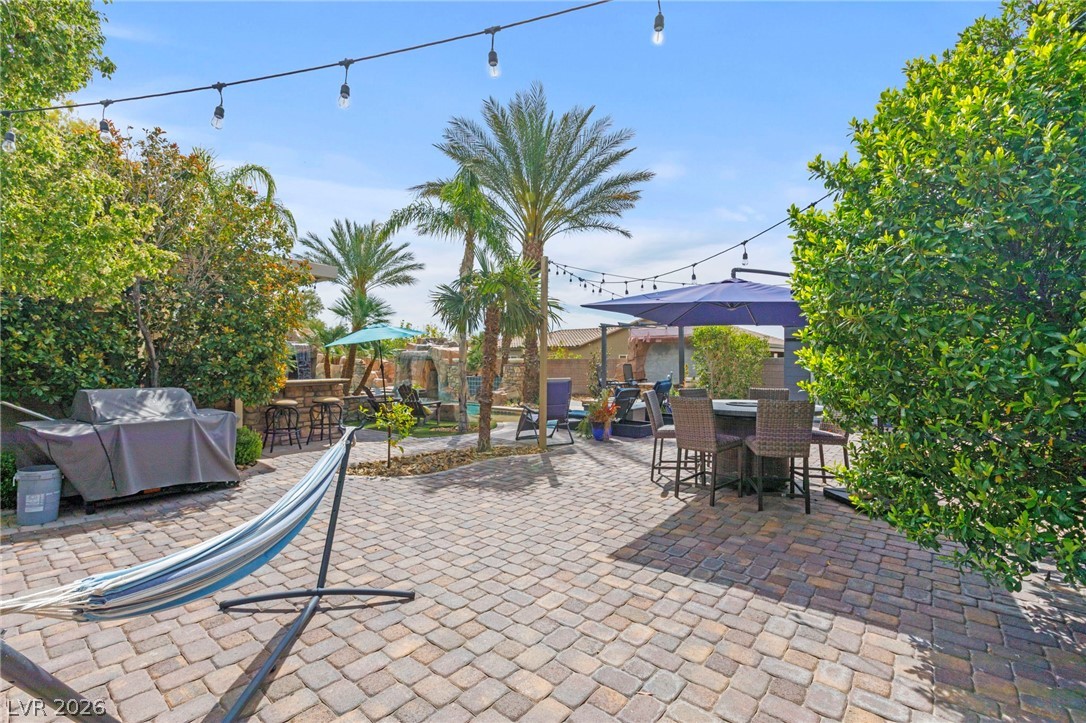 6151 Deep Autumn Avenue Las Vegas NV 89131