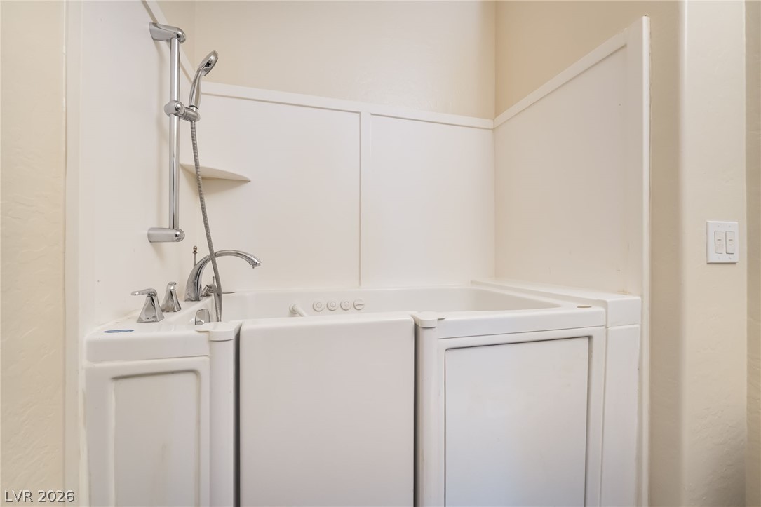 2455 Moonlight Valley Avenue Henderson NV 89044