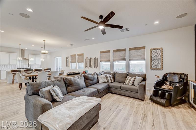 10136 Sequoia Glen Avenue Las Vegas NV 89166