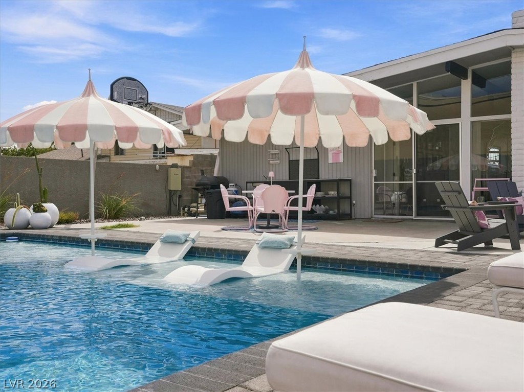 5128 Champions Avenue Las Vegas NV 89142