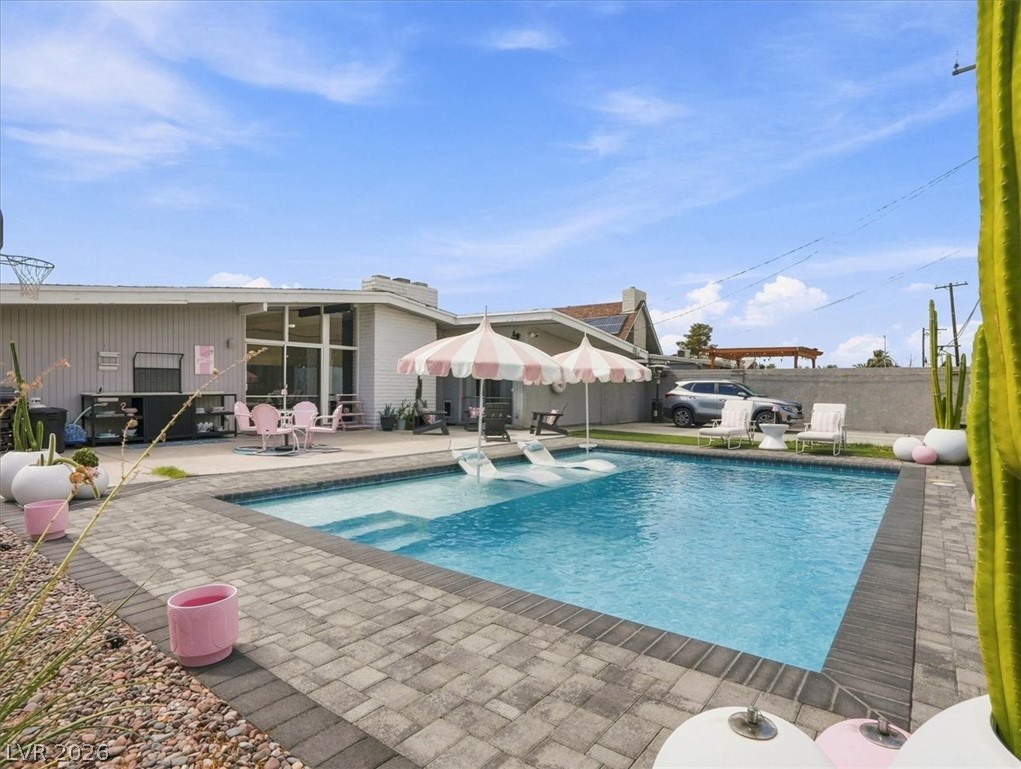 5128 Champions Avenue Las Vegas NV 89142
