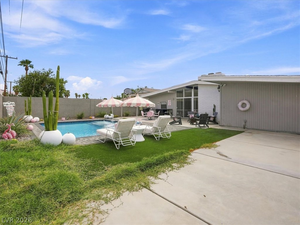 5128 Champions Avenue Las Vegas NV 89142